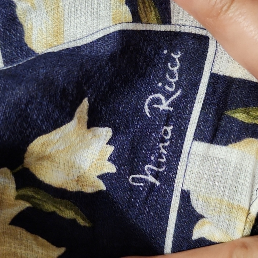 Nina Ricci Handkerchief Authentic - Picture 5 of 8